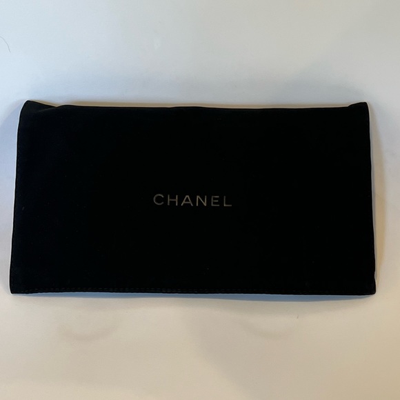 Chanel Zip around long wallet - Picture 5 of 5